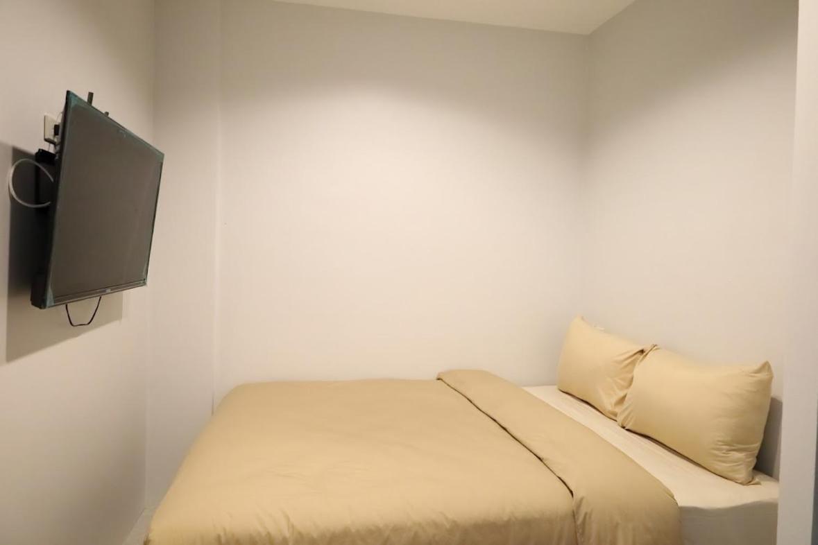 Хостел Y House Patong Экстерьер фото